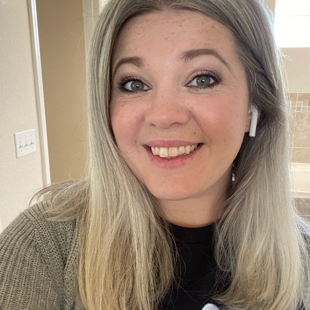 Meet your Posher, Corinna